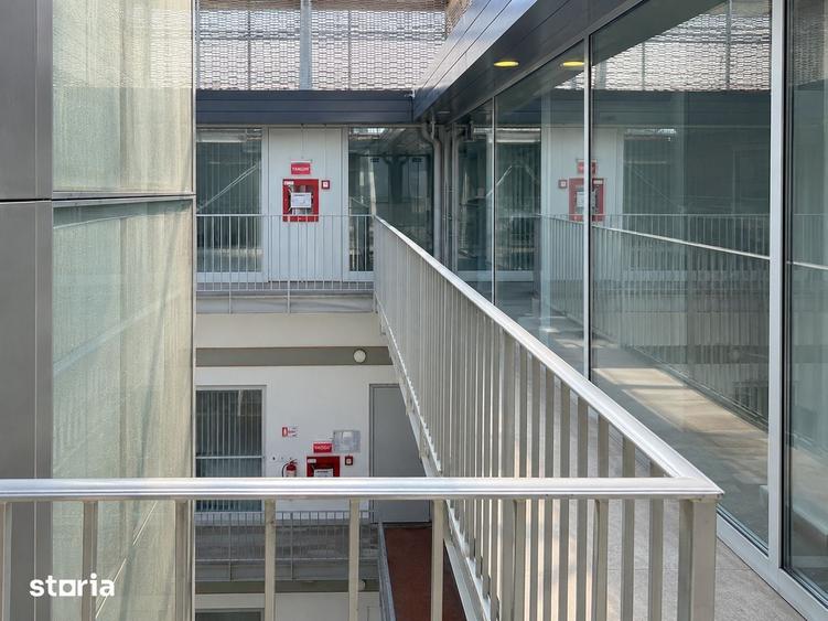 Spațiu comercial, de 45 mp, în P-ța Unirii