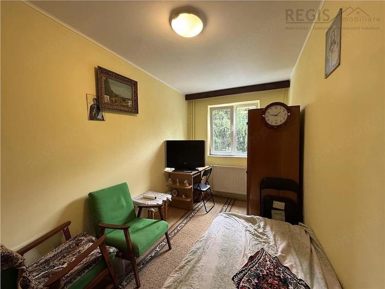 Apartament cu 3 camere în Astra