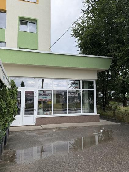 Spațiu comercial, de 50 mp, în Coman