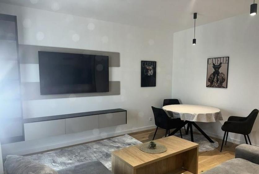 Apartament cu 2 camere decomandat, mobilat în Pipera