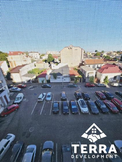 Apartament cu 2 camere decomandat în Capitol