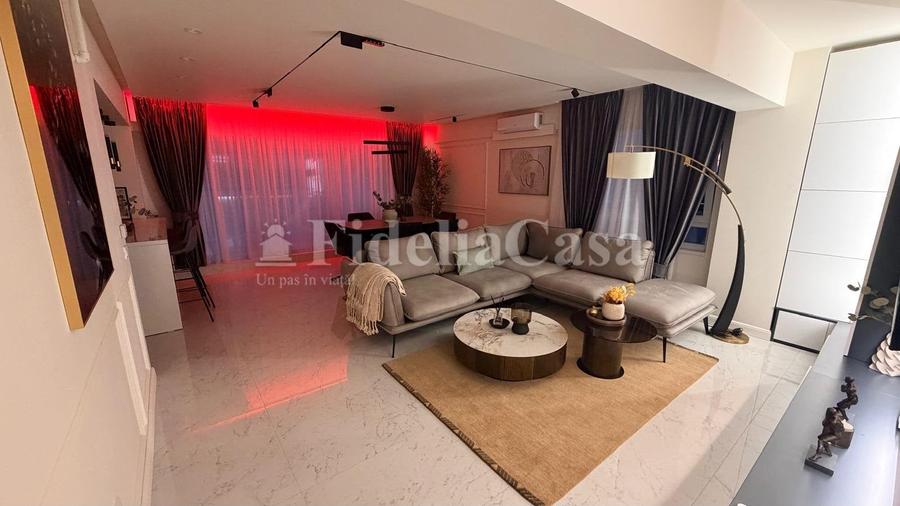 Apartament cu 3 camere decomandat în Valea Lupului