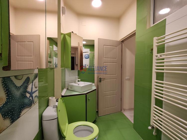 Apartament cu 2 camere decomandat în Tomis Mall