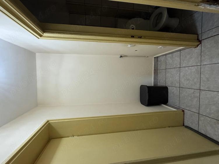 Apartament cu 2 camere semidecomandat în Calea București
