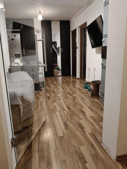 Apartament cu 3 camere decomandat în Inel II
