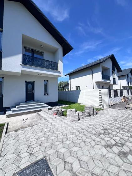 Casă individuală cu 4 camere cu Canalizare în Bragadiru