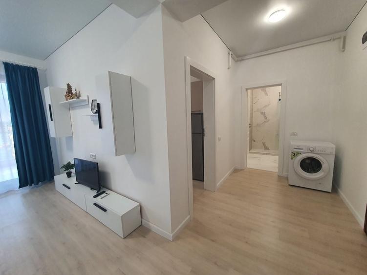 Garsonieră decomandată în Central