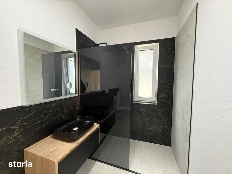 Casă cu 3 camere cu Teren 557 Mp în Cetate