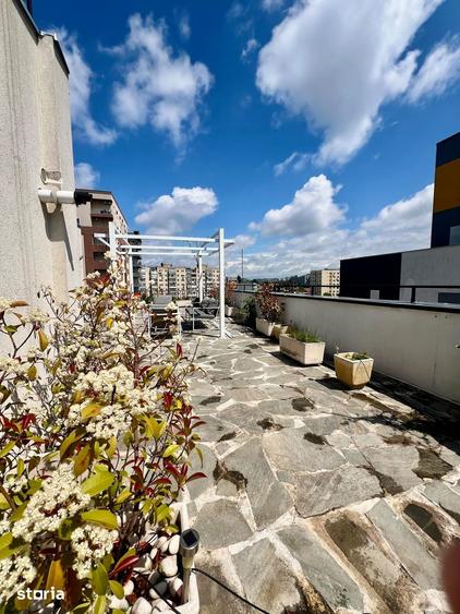 Apartament cu 2 camere semidecomandat, mobilat în Dristor