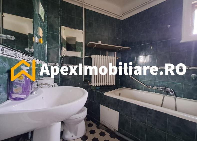 Apartament cu 2 camere semidecomandat, mobilat în Armeneasca