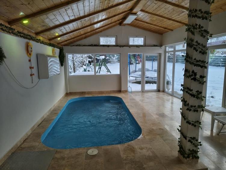 Casă cu 3 camere în Mărișel