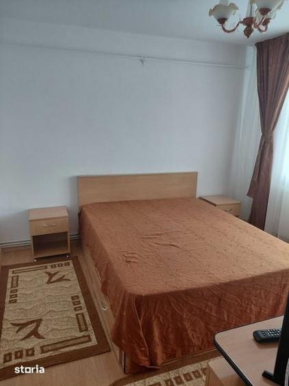Apartament cu 3 camere decomandat în Brazda lui Novac