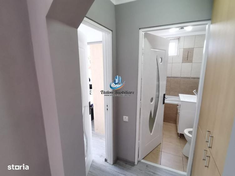 Apartament cu 2 camere decomandat în Sud