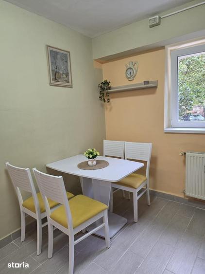 Apartament cu 2 camere semidecomandat în Vitan