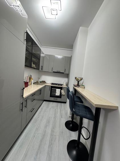 Apartament cu 2 camere decomandat în Carol Davila