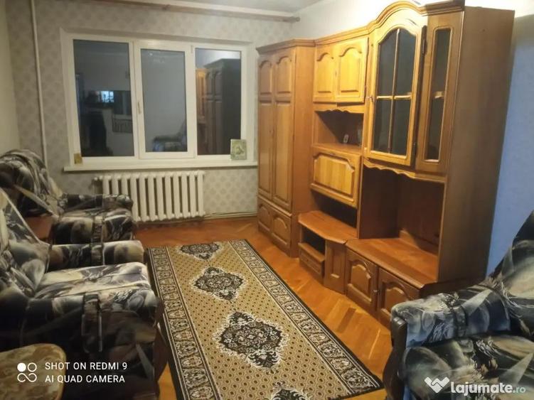 Apartament cu 2 camere decomandat în Parcul Carol