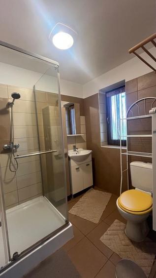 Duplex cu 5 camere cu Canalizare în Moșnița Veche