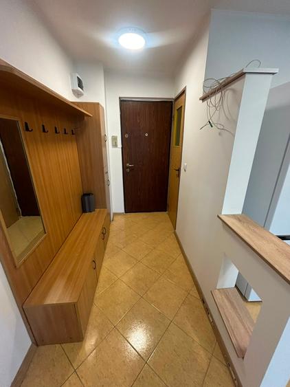 Apartament cu 2 camere semidecomandat în Vitan Mall