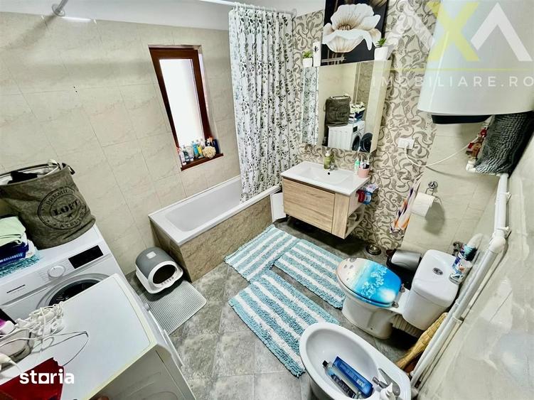 Apartament cu 3 camere în Aroneanu