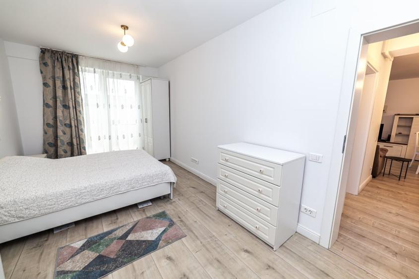 Apartament cu 2 camere decomandat, mobilat în Străulești