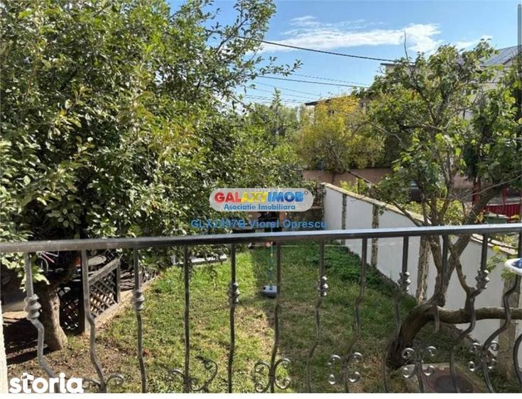 Apartament cu 3 camere decomandat în Dobroești