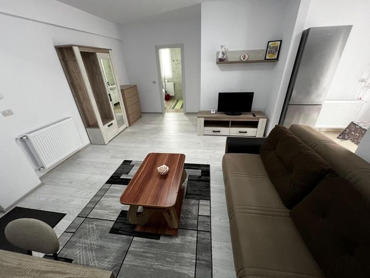Apartament cu 2 camere decomandat în Alexandru cel Bun