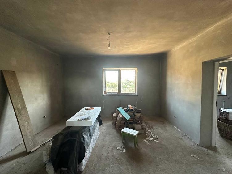 Casă cu 2 camere în Borș
