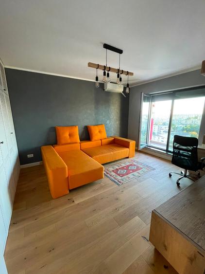 Apartament cu 3 camere decomandat în Lujerului