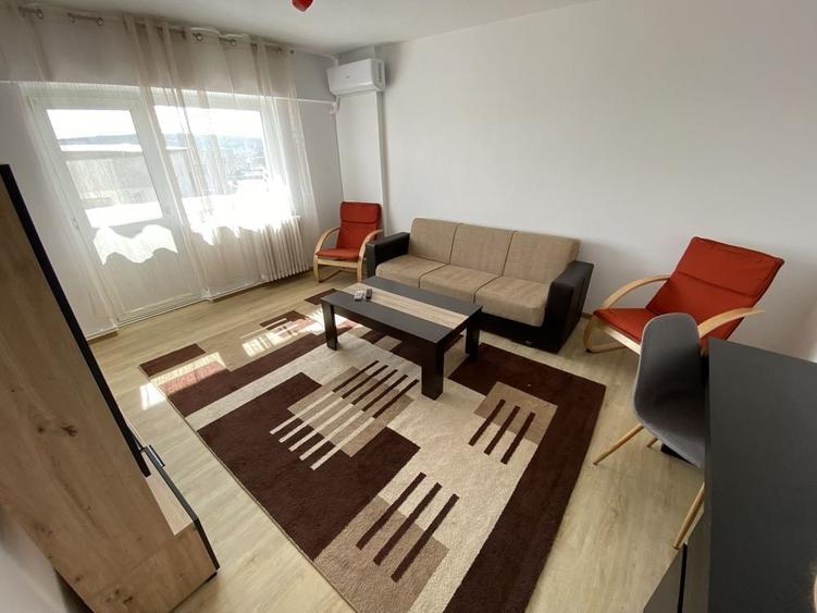Apartament cu 2 camere decomandat în Albești