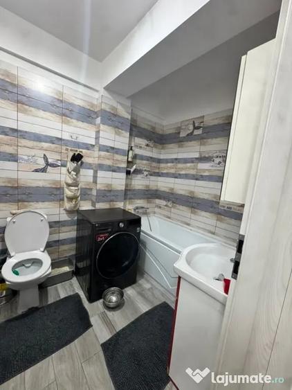 Apartament cu 2 camere semidecomandat în Exterior Vest