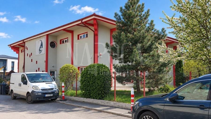 Casă individuală cu 6 camere cu Canalizare în Borhanci