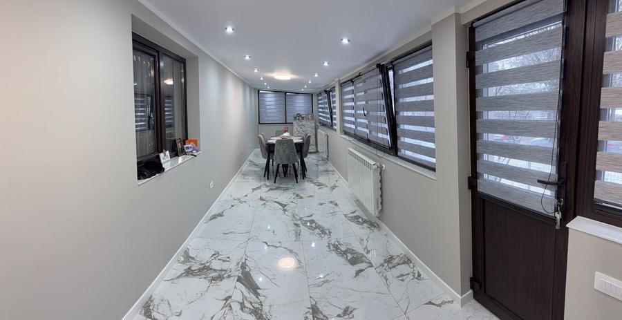 Apartament cu 3 camere decomandat în Frumoasa