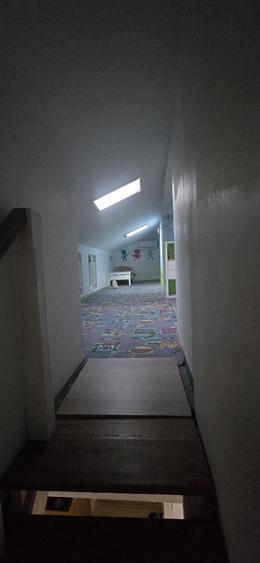 Apartament cu 3 camere decomandat în Apusului