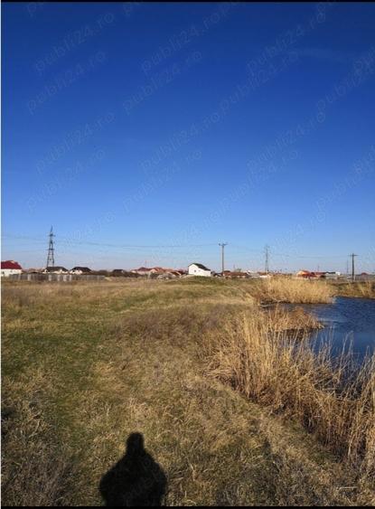 Teren de 8200 mp, în Central