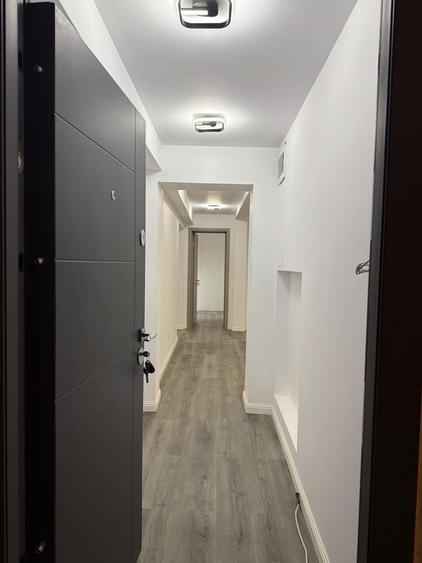 Apartament cu 3 camere decomandat în Ultracentral
