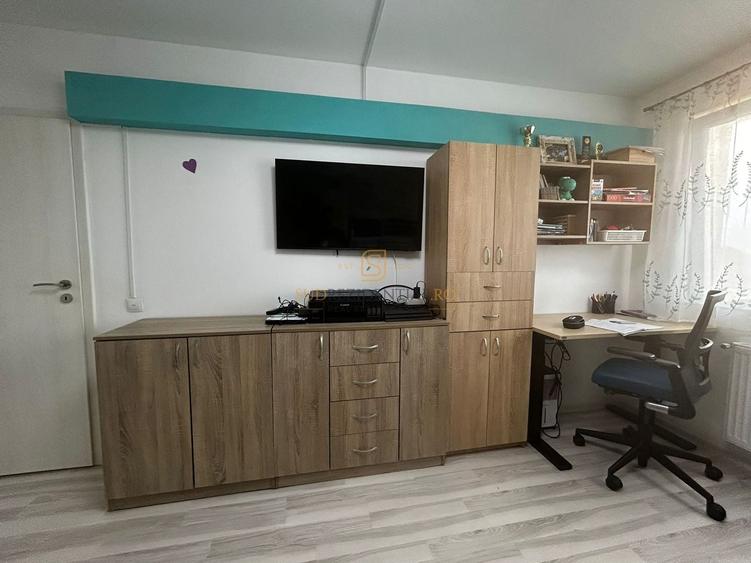 Apartament cu 2 camere decomandat în Apărătorii Patriei