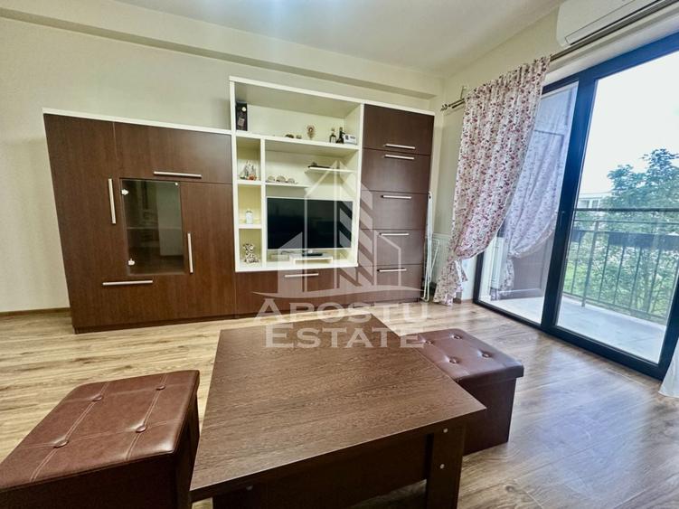 Apartament cu 2 camere semidecomandat în Giroc