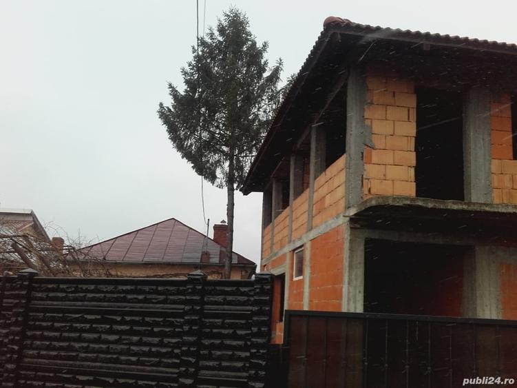 Casă cu 4 camere cu Teren 314 Mp în Bariera Vâlcii