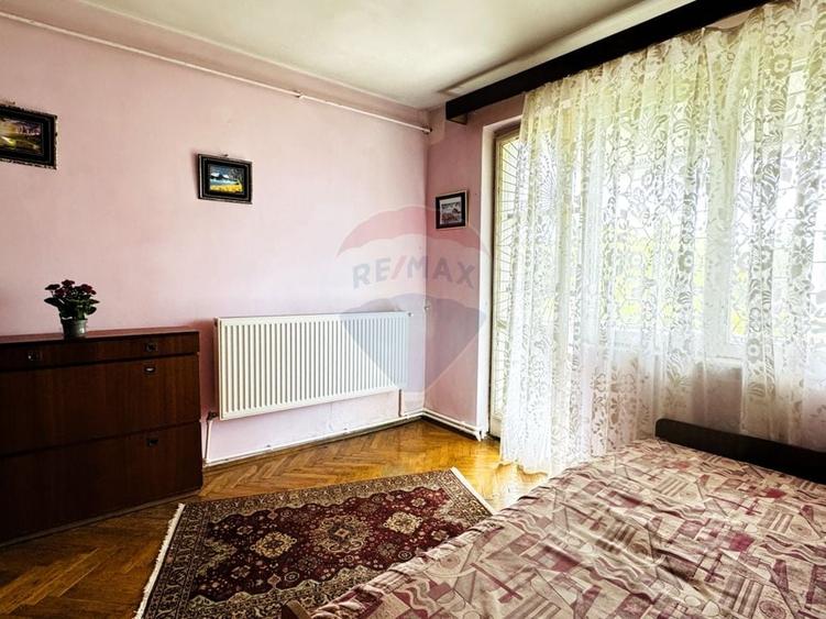 Apartamere 4 camere de vanzare | Ultracentral - Str. Domneasca - 2