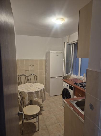 Apartament cu 2 camere decomandat în Tineretului