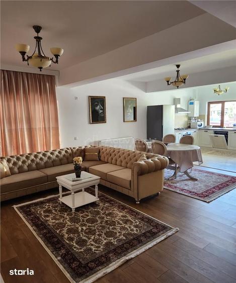 Casă cu 4 camere cu Teren 100 Mp în 1 Decembrie