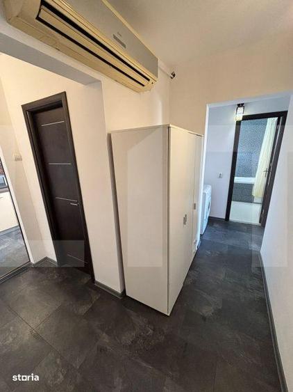 Apartament cu 3 camere în Tineretului