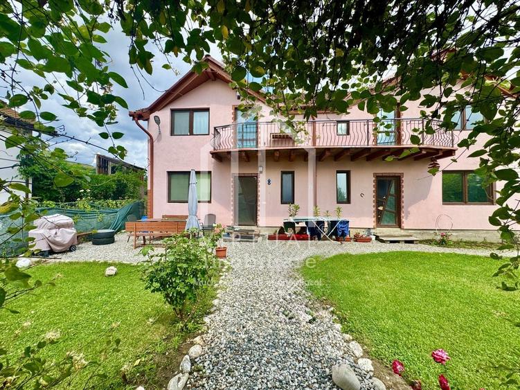 Duplex cu 3 camere cu Canalizare în Șura Mare