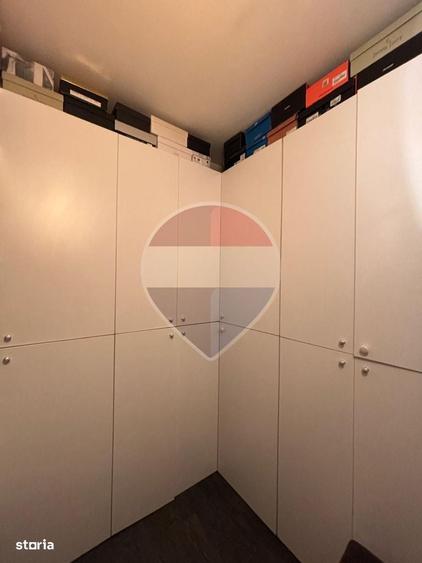 Apartament cu 3 camere în Postăvari