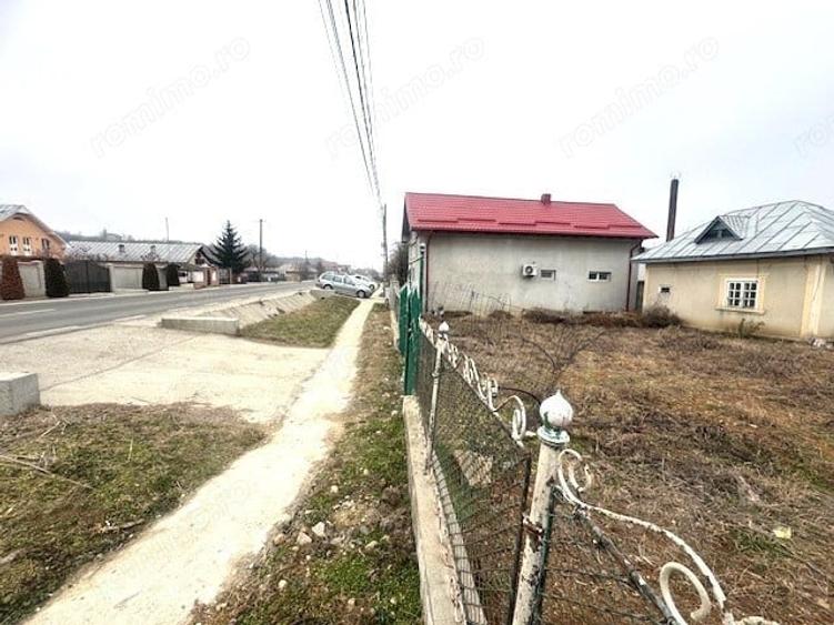 Casă cu 1 camere cu Teren 1142 Mp în Curtișoara