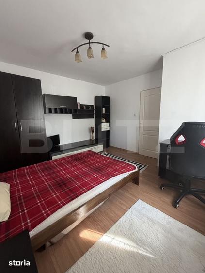 Apartament cu 3 camere decomandat în Rogerius