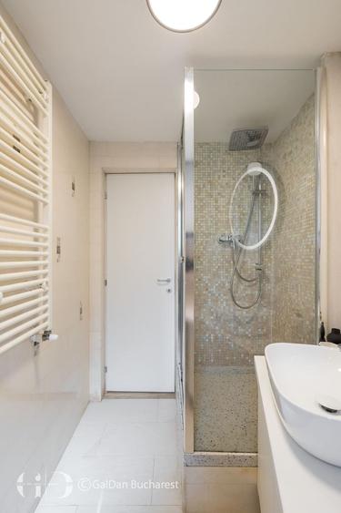 Apartament cu 2 camere, mobilat în Ultracentral