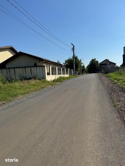 Teren de 1000 mp, în Brănești