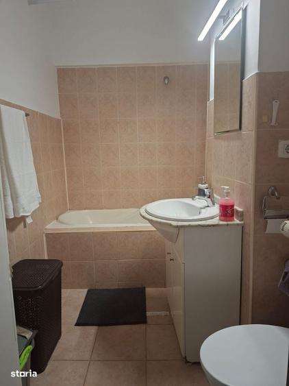 Apartament cu 2 camere decomandat în Drumul Taberei
