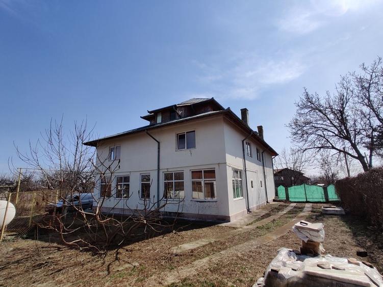Casă cu 4 camere în Sfântu Gheorghe